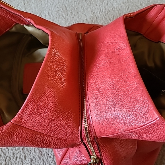 Coach Madison pebbled leather Phoebe shoulder bag - Picture 5 of 12